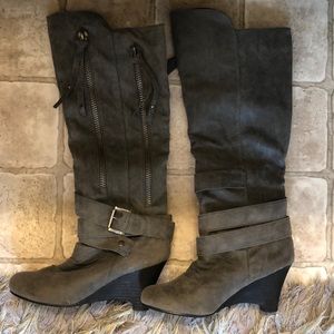 Not Rated Grey suede heeled boots